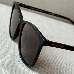 Tommy Hilfiger Sunglasses